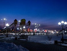 Мэр Олег Имамеев провёл выездное совещание по новогоднему оформлению города