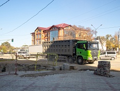 Мэр Благовещенска Олег Имамеев в рамках выездного совещания проконтролировал ход работ на улице Горького