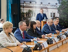 Благовещенск подружился с Серпуховым