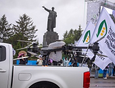 Шествие трудовых коллективов отгремело в Благовещенске!
