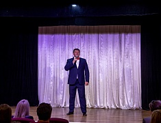 Знаки «50 лет Байкало-Амурской магистрали» вручили благовещенцам