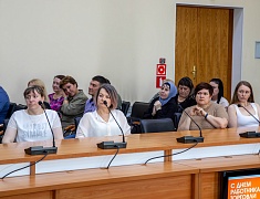 Благовещенск чествует работников торговли