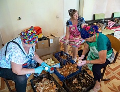 Мэр Олег Имамеев посетил добровольческий пункт помощи бойцам СВО