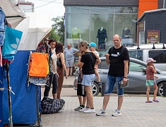 В Благовещенске открылась школьная ярмарка