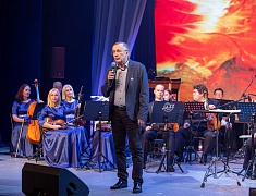 В Благовещенске вручили премию имени Леонида Завальнюка