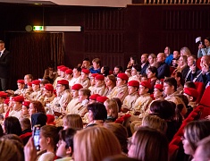 В Благовещенске показали фильм о детях Донбасса