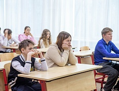 В гимназии №25 прошла третья в этом году «Ярмарка здоровья» для старшеклассников