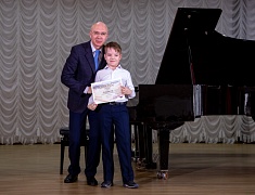В Центральной детской школе искусств подвели итоги l Дальневосточного музыкального конкурса им. Марии Кнауф-Каминской в номинации «Фортепиано»