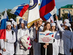  В Благовещенске прошел общегородской «Парад студенчества»