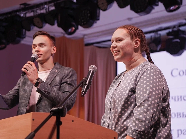 Молодежь города бесплатно обучают в «Мобильном университете»