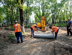 Ход работ в Ломоносовском сквере проинспектировал мэр Благовещенска Олег Имамеев