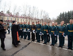 Мэр Благовещенска Олег Имамеев поздравил выпускников ДВОКУ с окончанием учебы