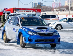 Автомобильные гонки в рамках Международного российско-китайского фестиваля зимних видов спорта