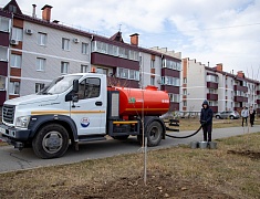 Сотрудники городской администрации во главе с мэром Олегом Имамеевым присоединились к традиционной акции «Город берегу»