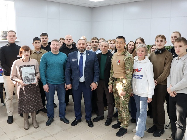 «На этих страницах – нет ненависти к врагу или смакования собственных подвигов. Зато здесь предельно честный слепок души русского солдата»