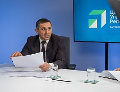 Мэр Олег Имамеев провел прямой эфир в ЦУРе