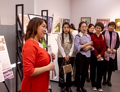 Женская делегация района Айгунь города Хэйхэ в Благовещенске