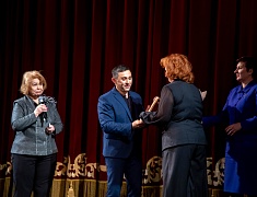 Амурский областной театр драмы отметил 140-летие