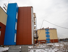 Мэр Благовещенска Олег Имамеев проинспектировал строительство нового корпуса 16 школы на улице Тепличной