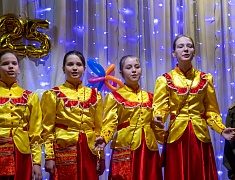 Юбилейное 25-летие празднуют ветераны просвещения города