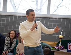 В Благовещенске депутаты, сотрудники мэрии и прокуратуры сыграли в волейбол