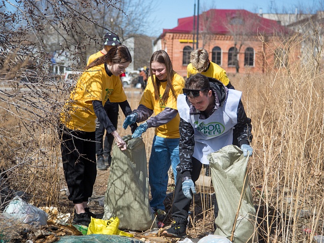 В Благовещенске прошел «здоровый» субботник