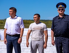 Более 4 с половиной тысяч благовещенцев отметили День государственного флага