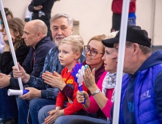 Сотрудники администрации Благовещенска, городской прокуратуры и депутаты сыграли в волейбол