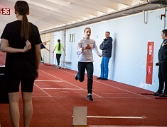 Чемпионат по легкой атлетике в Благовещенске посвятили выдающимся амурским тренерам 