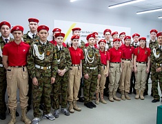 Якутские юнармейцы знакомятся с патриотическими традициями в школах Благовещенска