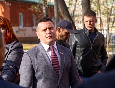 Во дворах Благовещенска за счет экономии средств обновляют проезды