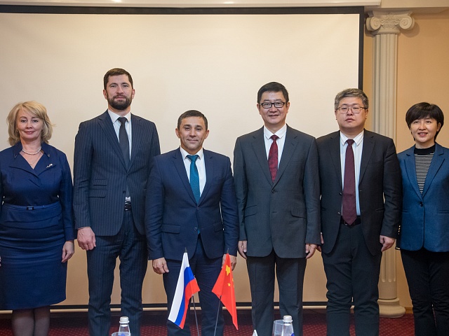 Мэр Благовещенска Олег Имамеев встретился с новым консулом КНР в Хабаровске