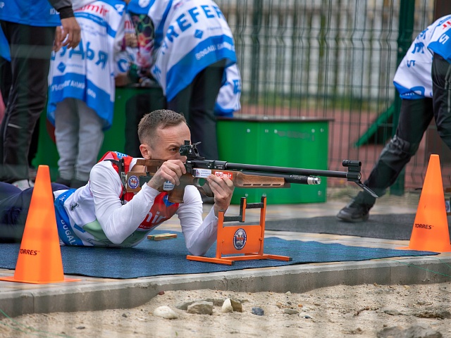 На базе школы № 10 прошли соревнования среди педагогов городских школ