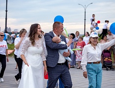 По Благовещенску прошел «Парад семей»