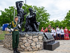 В День рождения Благовещенска почтили память его основателей