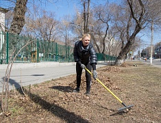Общегородской субботник "Город берегу"