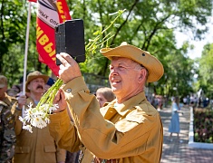 В Благовещенске открыли временный мемориал памяти участников локальных войн и конфликтов