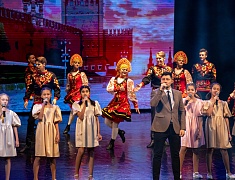 День народного единства в Благовещенске отметили большим патриотическим концертом