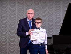 В Центральной детской школе искусств подвели итоги l Дальневосточного музыкального конкурса им. Марии Кнауф-Каминской в номинации «Фортепиано»