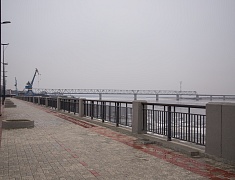 Мэр Благовещенска Олег Имамеев проконтролировал ход работ на 10 участке набережной Зеи