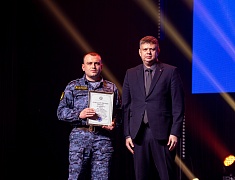 Заместитель мэра Благовещенска поздравил судебных приставов со 160-летием ведомства