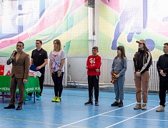 В честь Года семьи в Благовещенске провели семейный бадминтон