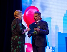  В Благовещенске прошел концерт ко Дню работников бытового обслуживания населения и жилищно-коммунального хозяйства