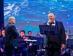 В Благовещенске вручили премию имени Леонида Завальнюка