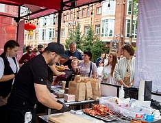 В Благовещенске открылся международный гастрофестиваль «Берега вкуса»