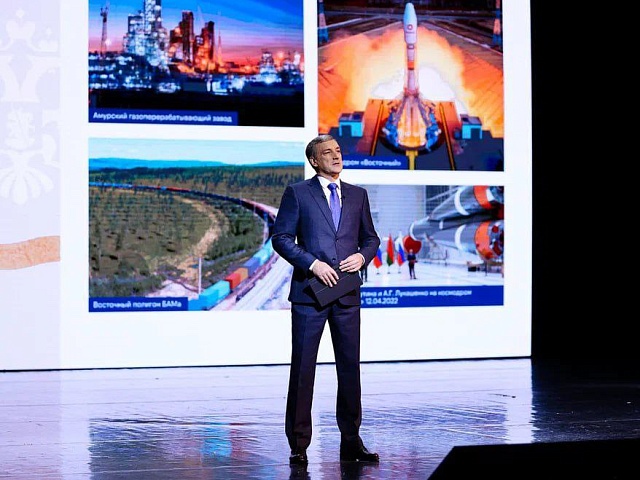 Губернатор Василий Орлов подвел промежуточные итоги развития области в ежегодном отчете