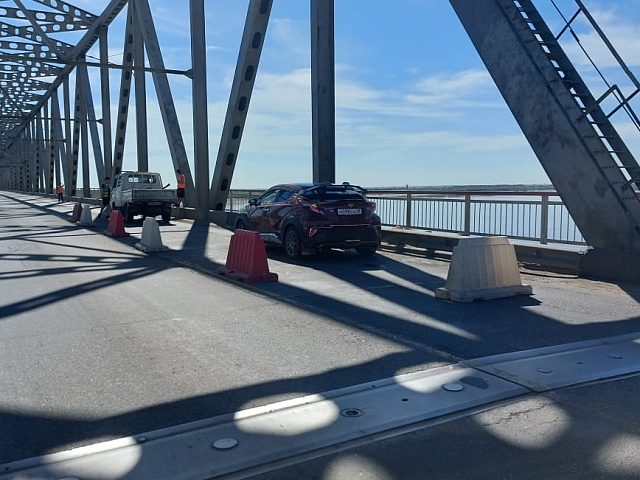 На старом Зейском мосту ведут профилактические работы