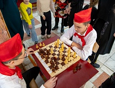 В Благовещенске с 90-летием поздравили Центр эстетического воспитания детей им. В. В. Белоглазова