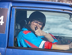 Автомобильные гонки в рамках Международного российско-китайского фестиваля зимних видов спорта