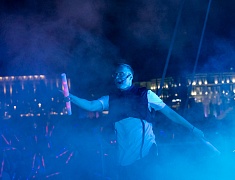 Со 169-летием Благовещенск поздравил Роман Голубев